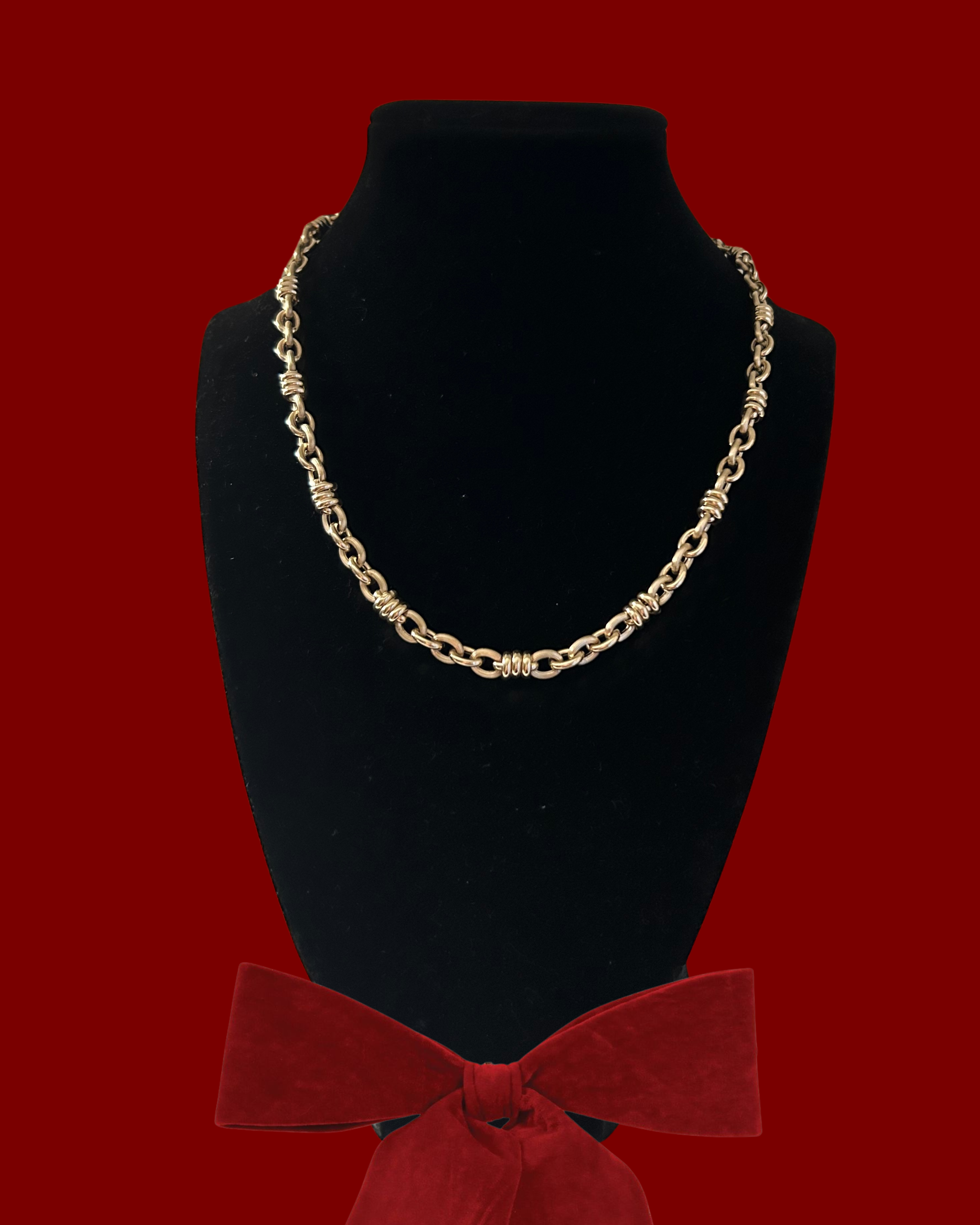 Feminine and modern necklace| Women